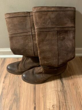 Frye Jane 14L Suede Leather Boots